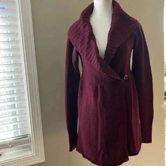 [L]Talula Burgundy One Button  Closure Wool Cashmere Cardigan Big Neck Sweater - Picture 7 of 9